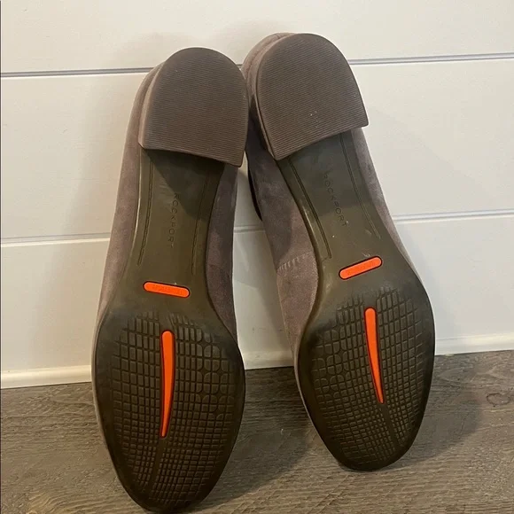 ROCKPORT Taupe suede/nubuck Novalie ankle strap pump. Comfort brand! Size 10 - Picture 6 of 8